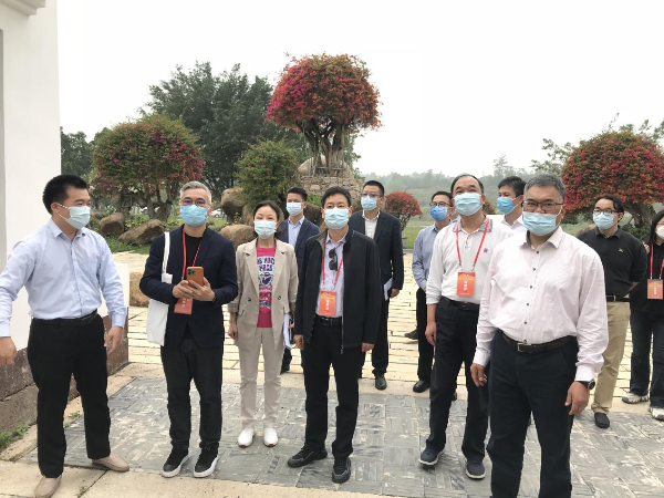 市政協文史委組織部分政協委員赴花都開展.jpg
