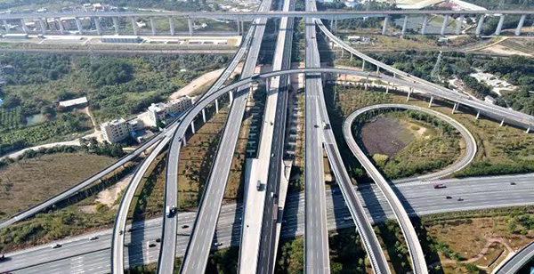 交通建設惠民生  織密路網暖民心